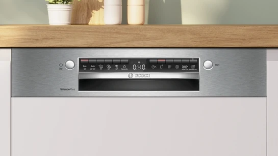 Serie 4 Teilintegrierter Geschirrspüler 60 cm Gebürsteter Stahl SMI4ECS28E