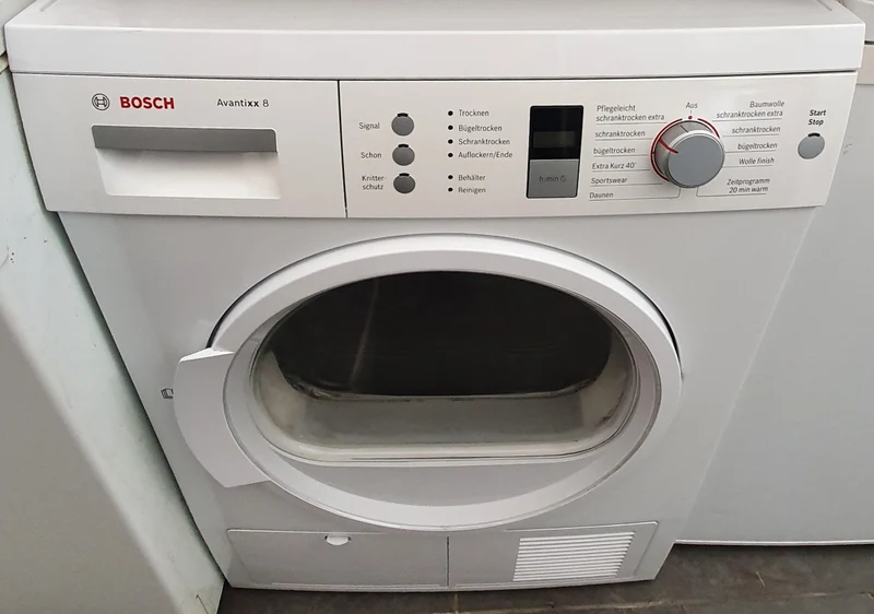 Trockner Bosch Serie | 4 Kondensations 8 kg WTE863XL