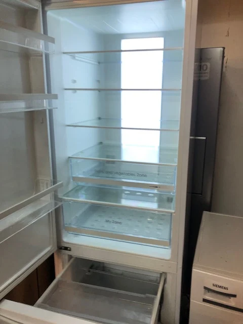 Kühlschrank Marke Haier mit 2 Tiefkülfächer Farbe Weiß