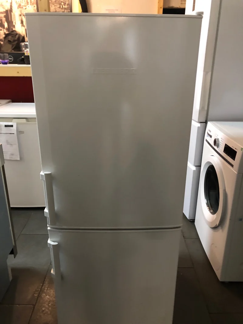 Liebherr KGw 1455-2E Kühl-/Gefrierkombination weiß
