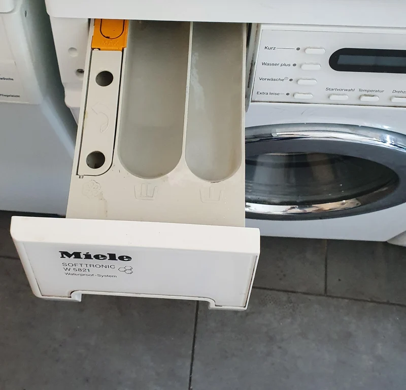 Waschmaschine Miele Softtronic W5821