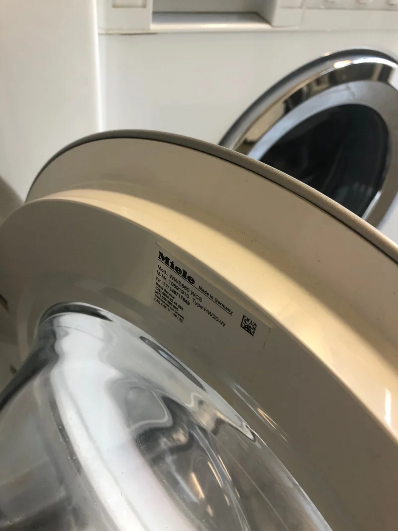 Waschmaschine Miele WWE 660 WCS Frontlader Energieklasse A+++ 176 kWh/Jahr