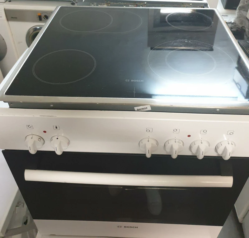Backofen & Ceranfeld Bosch
