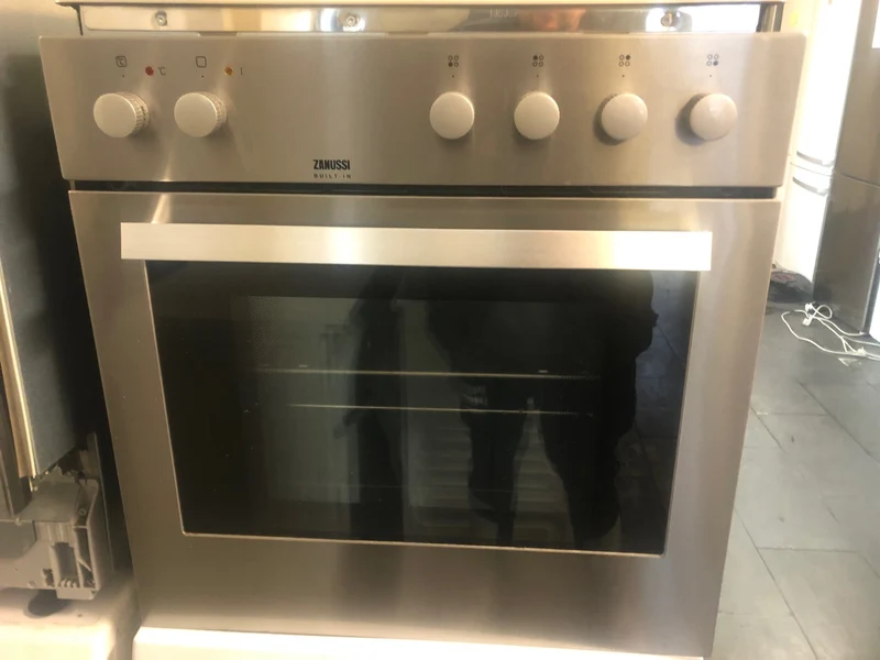 Backofen ZANUSSI Einbau-Elektro-Backofen
