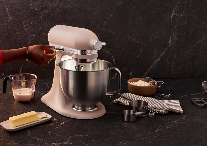 KitchenAid Artisan Plus Tilt Head Stand Mixer Feather Pink