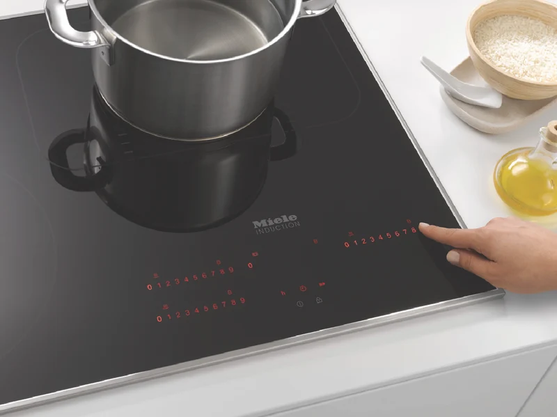 Miele 38cm Induction Cooktop with PowerFlex Cooking Zone