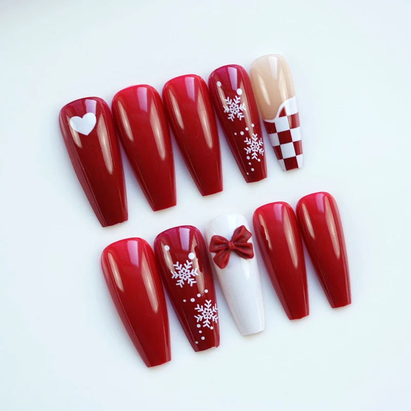 Festliches Press-On Nail Art Set