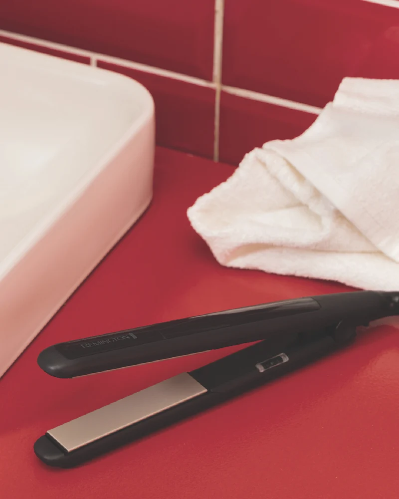 Remington Ceramic Straightener 215