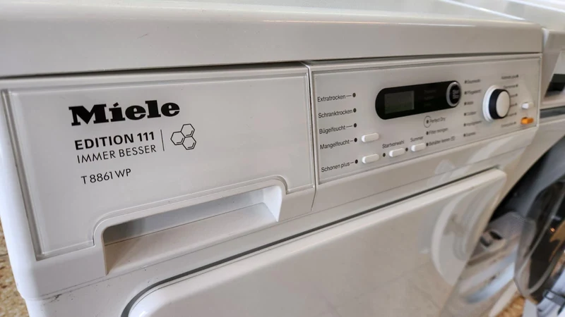 Miele Wärmepumpentrockner Edition 111 A+++/8kg