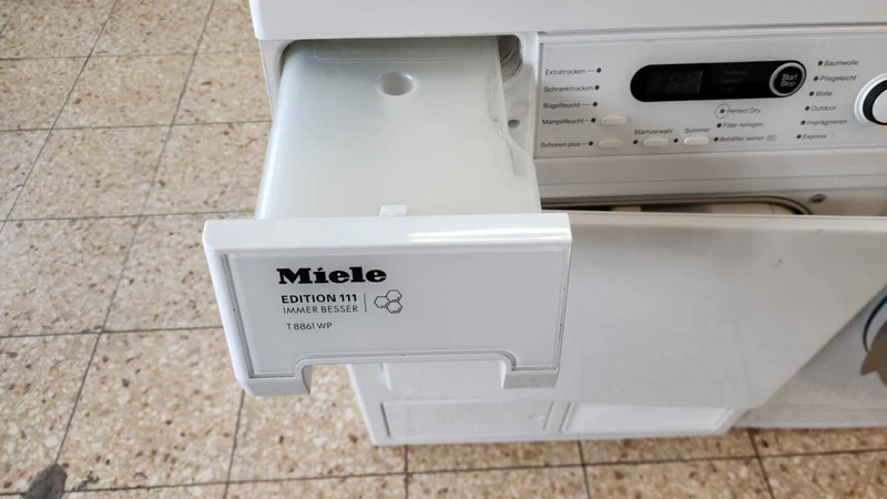 Miele Wärmepumpentrockner Edition 111 A+++/8kg