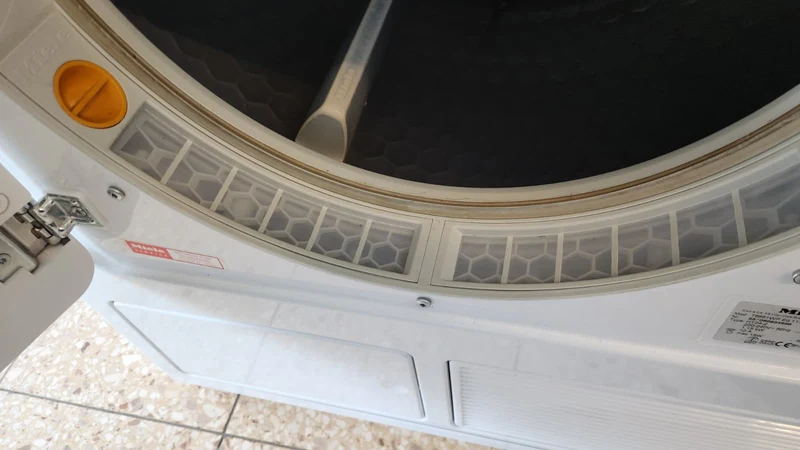 Miele Wärmepumpentrockner Edition 111 A+++/8kg