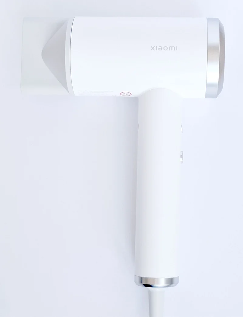 Xiaomi BHR9114EU High-speed Iconic Hair Dryer Haartrockner 1600W Weiß/Edelstahl