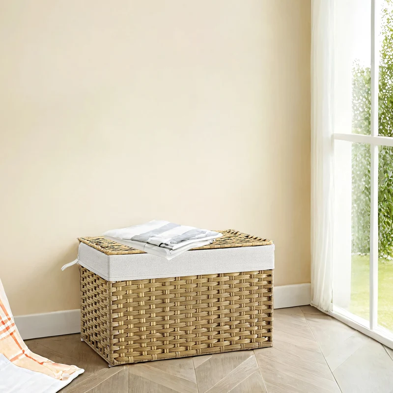Handgeflochtener Wäschekorb aus synthetischem Rattan