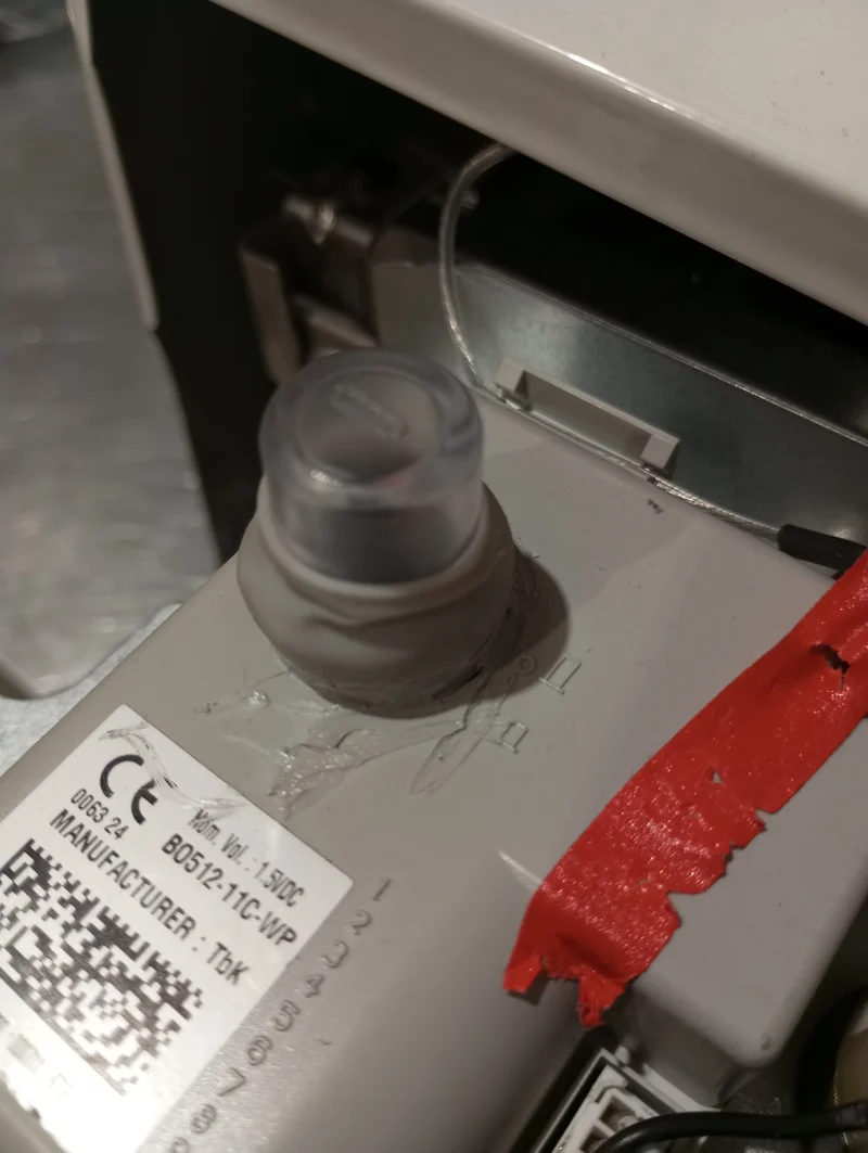 AREA OCCASIONI 5049 Scaldabagno a Gas Junkers Bosch Camera Aperta THERM 4204 14 Litri T4204 Metano 7736504814
