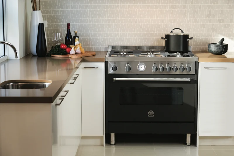 La Germania Americana 90cm Dual Fuel Upright Cooker - Matt Black
