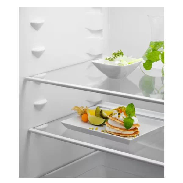 Réfrigérateur encastrable Electrolux ETS5LE16S 249 litres, classe E (H 157,5 x L 54,8 x P 54,9 cm), blanc