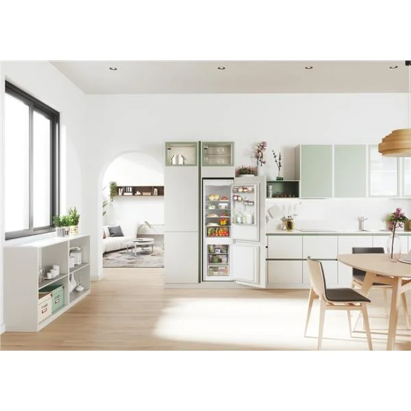 Réfrigérateur encastrable Candy CBL3518E/L 263 litres Classe E (H 177,2 x L 54 x P 54,5 cm) Technologie de dégivrage statique Blanc