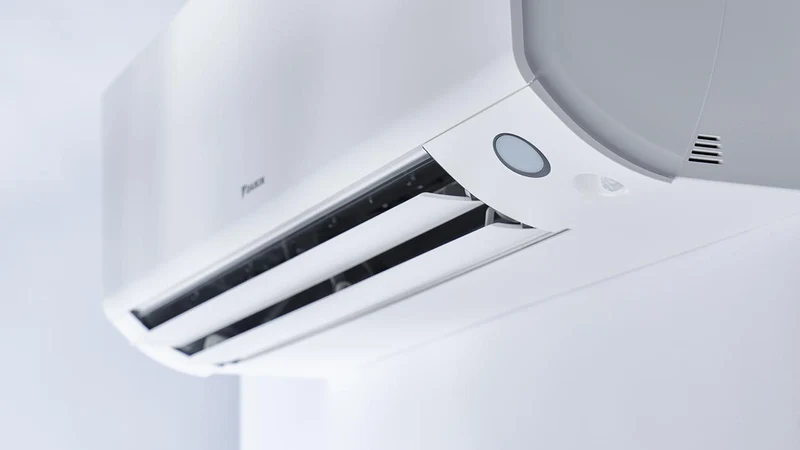 Climatiseur quadri-split Daikin Bluevolution inverter série PERFERA ALL SEASON 7+7+7+9 avec 4MXM80A R-32 Wi-Fi intégré 7000+7000+7000+9000 Garantie Italiana