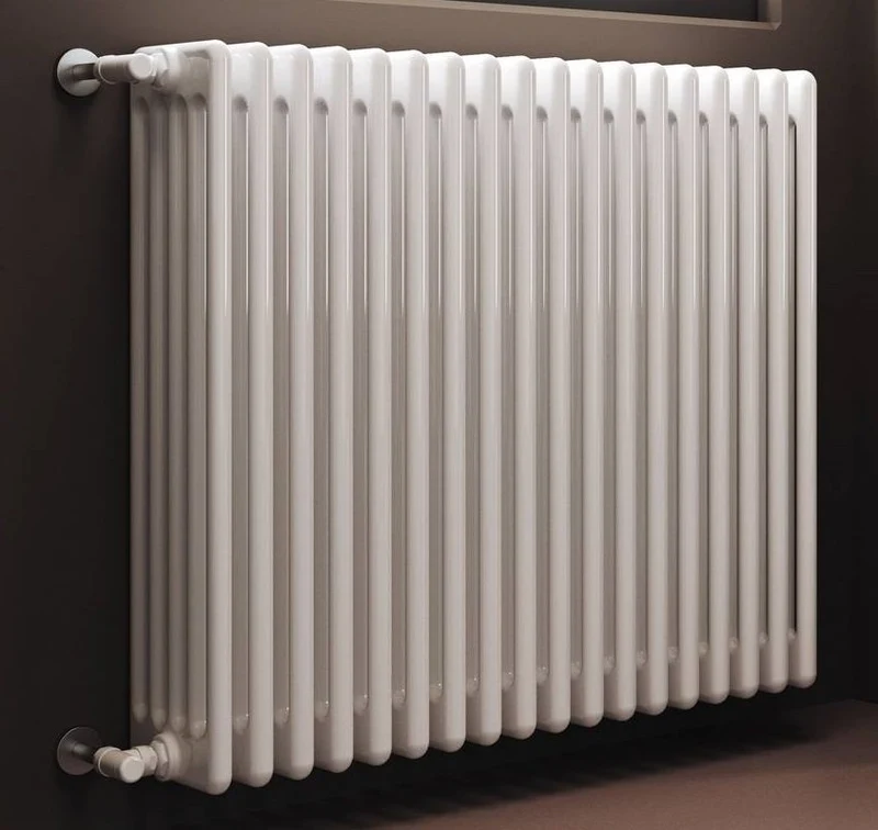 Batterie de radiateurs complète Cordivari Ardesia, radiateur tubulaire en acier, 4 colonnes de 3 à 24 éléments, hauteur 656 mm, entraxe 600 mm, bouchons et réducteurs inclus, 20 éléments de hauteur 656 mm.