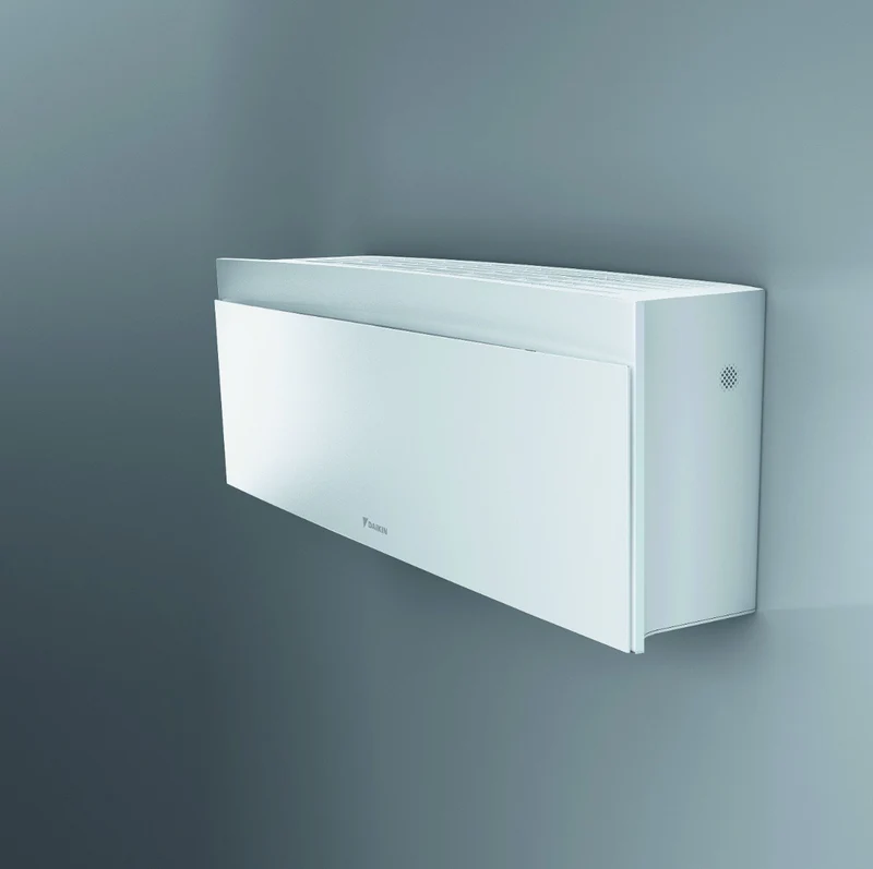 Climatiseur quadri-split inverter Daikin Bluevolution Quadri EMURA WHITE III série 7+12+12+18 avec 4MXM80N R-32, Wi-Fi intégré, puissance 7000+12000+12000+18000 BTU, couleur blanche - Garantie italienne