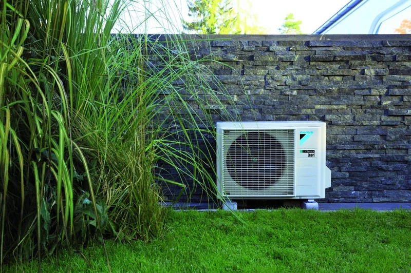 Unité extérieure monosplit Daikin Bluevolution 9000 Btu RXM25N9 R-32