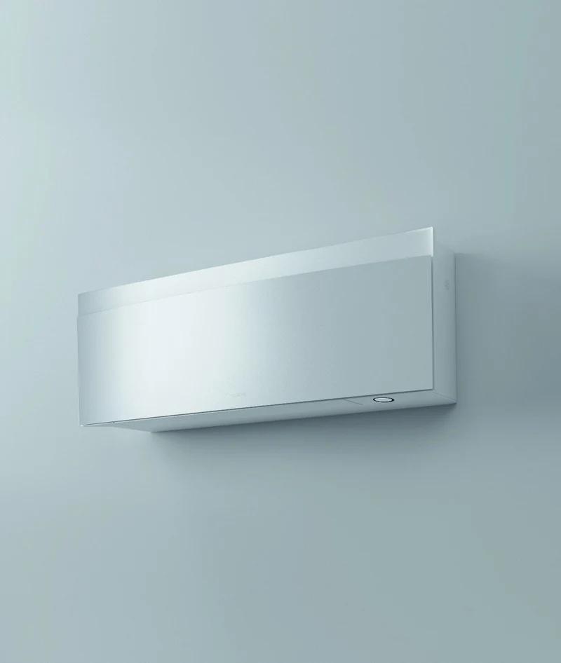 Climatiseur penta-split inverter Daikin Bluevolution Penta EMURA WHITE III série 9+9+9+9+15 avec 5MXM90N R-32, Wi-Fi intégré, puissance 9000+9000+9000+9000+15000 BTU, couleur blanche - Garantie italienne