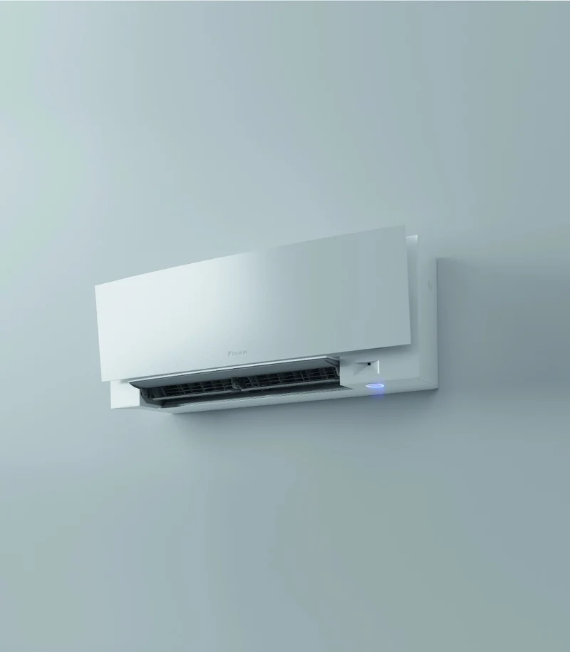 Climatiseur penta-split inverter Daikin Bluevolution Penta EMURA WHITE III série 9+9+9+9+9 avec 5MXM90N R-32, Wi-Fi intégré, couleur blanche, garantie italienne