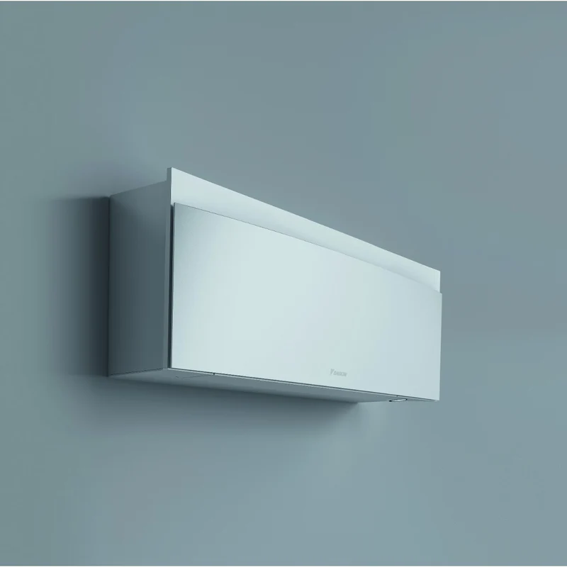 Climatiseur quadri-split inverter Daikin Bluevolution Quadri EMURA WHITE III série 7+7+7+9 avec 4MXM68N R-32, Wi-Fi intégré, 7000+7000+7000+9000 BTU, couleur blanc mat - Garantie italienne