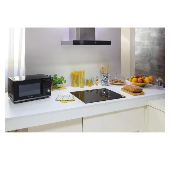 Plaque de cuisson à induction 4 feux en vitrocéramique Candy CETPS64SCWIFITT (L59 x P52) Noir WiFi
