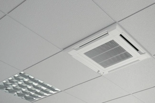 Climatiseur cassette Fujitsu General à flux d'air circulaire, Inverter triphasé 36 000 BTU AUX36KRLB avec panneau de commande et panneau de contrôle