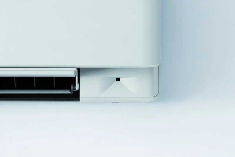 Climatiseur quadri-split Daikin Bluevolution inverter série STYLISH WHITE 5+5+9+15 avec 4MXM68N R-32 Wi-Fi intégré 5000+5000+9000+15000 Colore blanc - Garantie Italiana