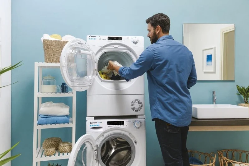 Sèche-linge à pompe à chaleur CANDY CSOE H10A2DE-S 10 kg avec Wi-Fi et départ différé CSOEH10A2DE-S (H 85 x L 60 x P 60 cm) Classe A++