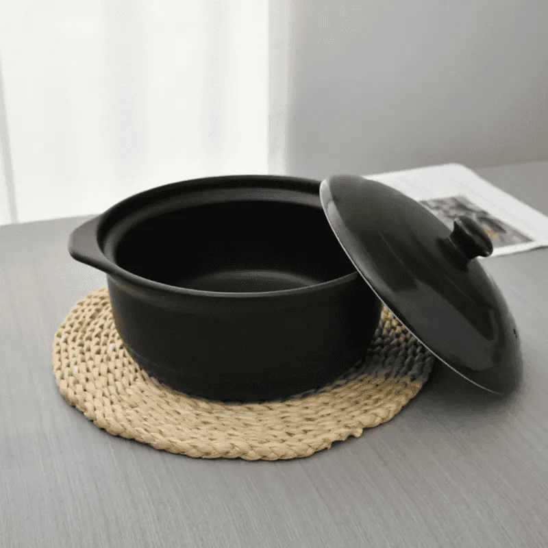 Ceramic Casserole Dish with Lid Cookware Pot 22 cm