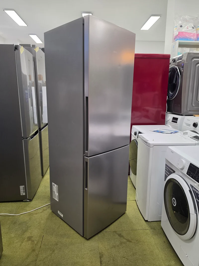**GEBRAUCHT** SIEMENS KG36V2LEA/05 Kühl und Gefrierkombination
