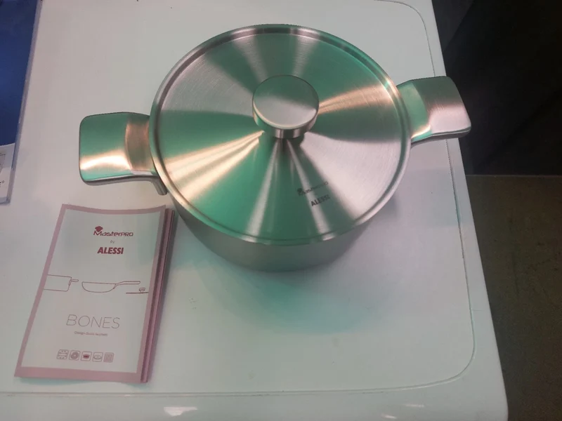 Masterpro Kochtopf Alessi Bones Topf Ø 20 cm / 2,9Liter mit Deckel