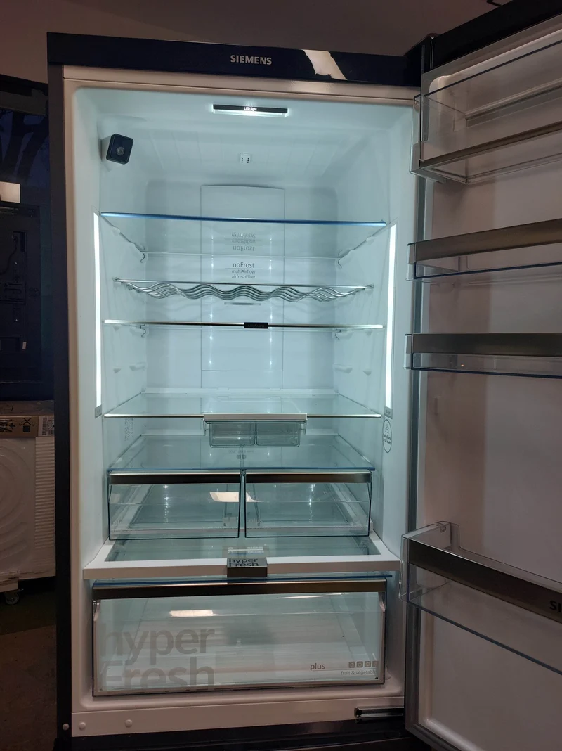**GEBRAUCHT** SIEMENS KG56NHX3P Kühlgefrierkombination