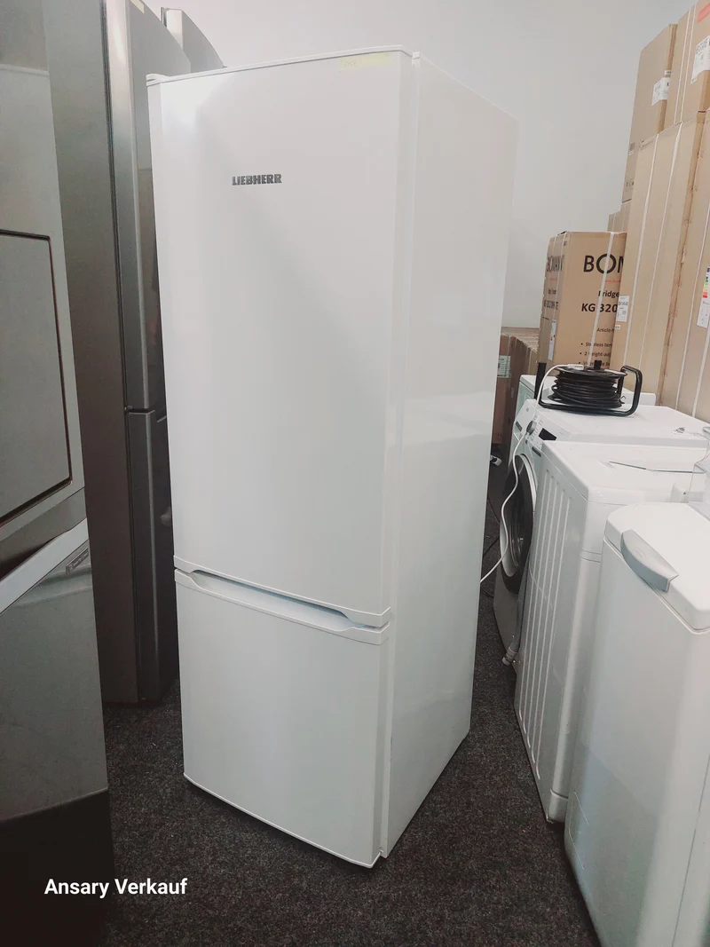 **GEBRAUCHT** LIEBHERR Kühl und Gefrierkombination CU 2831 Index 21B