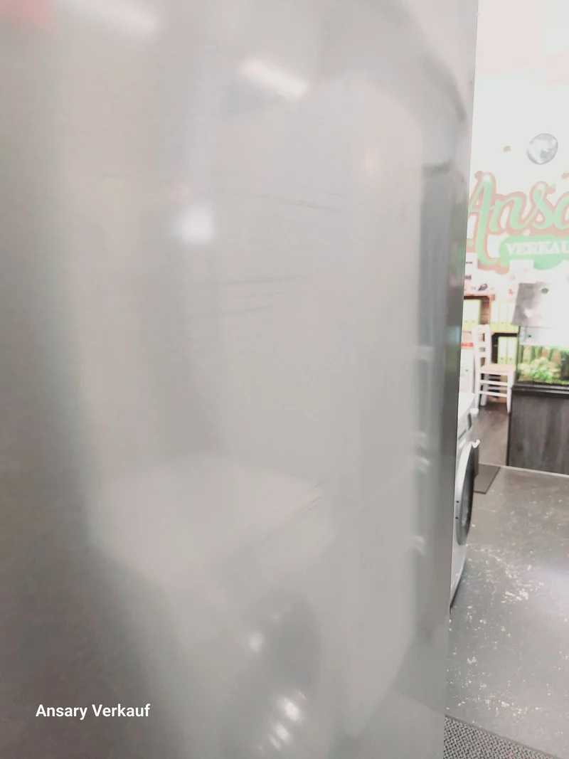 **GEBRAUCHT** SIEMENS Kühlgefrierkombination KG39NAIAT