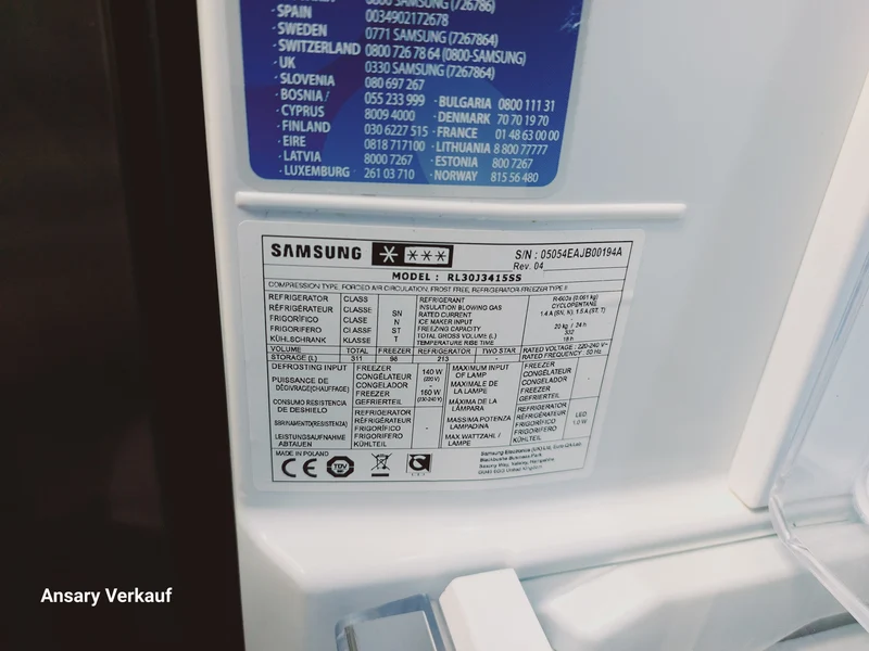 **GEBRAUCHT** SAMSUNG Kühlgefrierkombination RL30J3415SS
