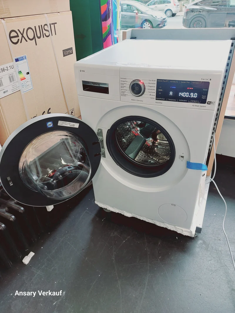 *AUSSTELLER* BOSCH Serie 8 Waschmaschine, Frontlader 9 kg 1400 U/min.
