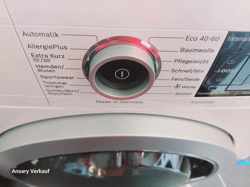 *AUSSTELLER* BOSCH Serie 8 Waschmaschine, Frontlader 9 kg 1400 U/min.