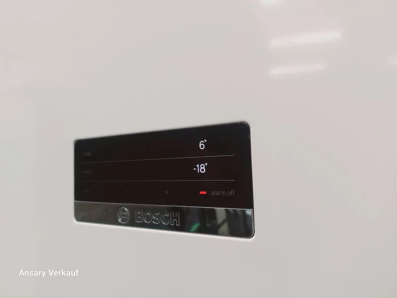 **GEBRAUCHT** BOSCH Kühl- und Gefrierkombination KGN36XW45/12