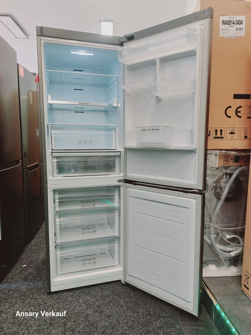 **GEBRAUCHT** SAMSUNG Kühl und Gefrierkombination RB29HER2CSA