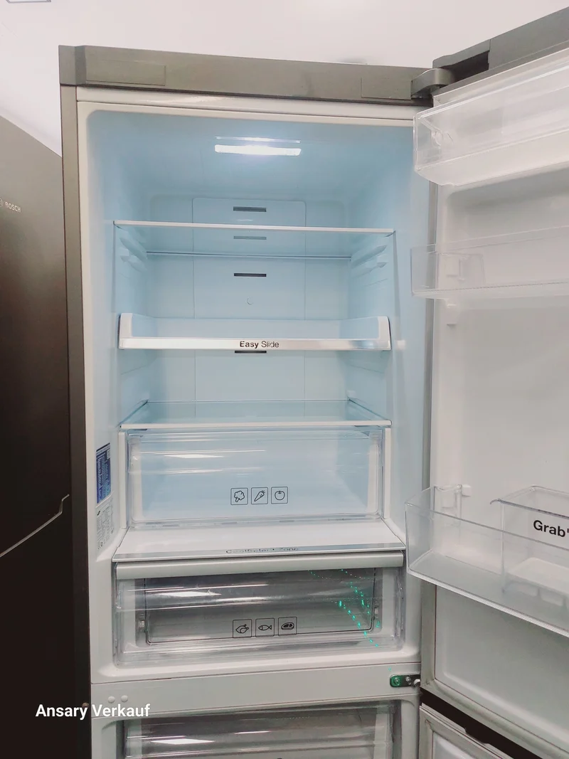 **GEBRAUCHT** SAMSUNG Kühl und Gefrierkombination RB29HER2CSA