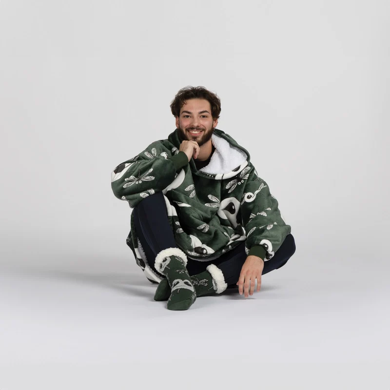 Kapuzendecke Svilanit + Geschenk: Socken