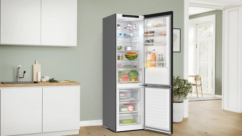 Bosch KGN39EXCF Kühl-Gefrierkombination 366L Edelstahl Schwarz NoFrost EEK C