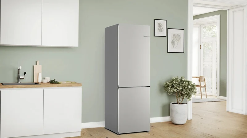 Bosch KGN36EICF Kühl-Gefrierkombination 308L Edelstahl NoFrost EEK C