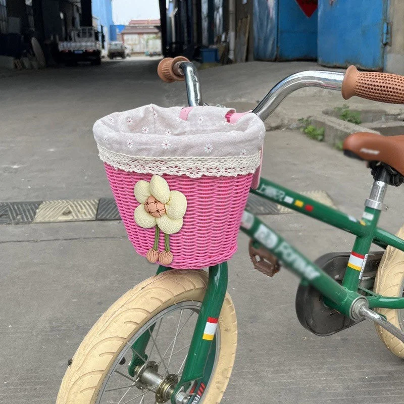 Blumenverzierte Fahrradkorb Brehn