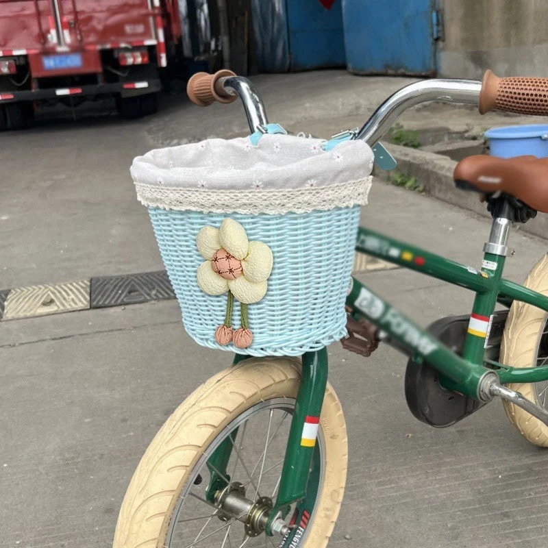 Blumenverzierte Fahrradkorb Brehn