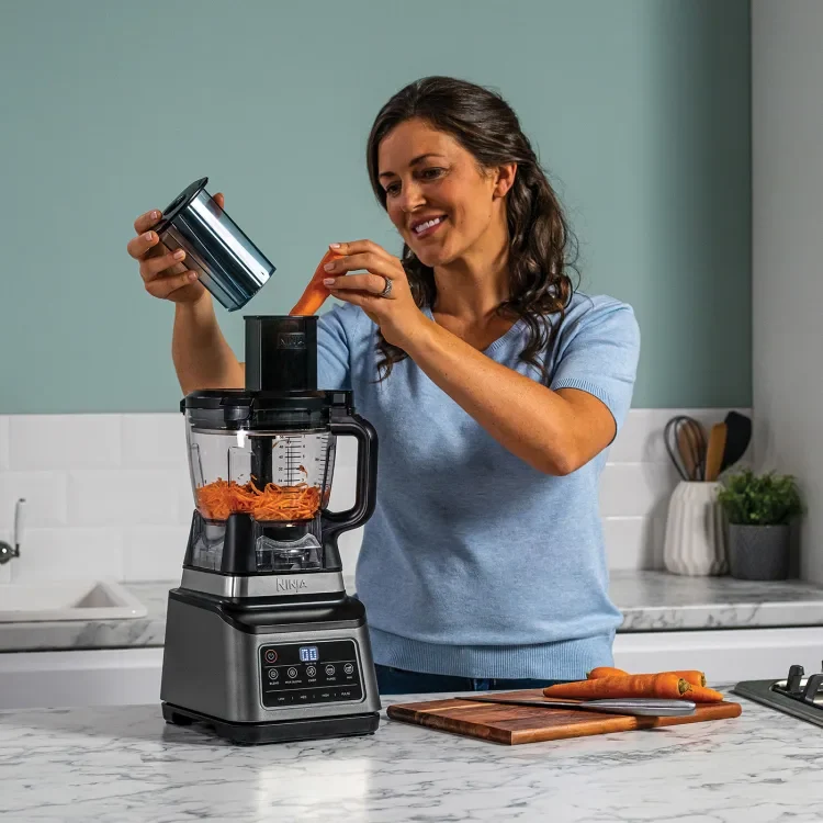 Ninja 1200W 3-in-1 Küchenmaschine mit Auto IQ - Schwarz & Silber | BN800UK